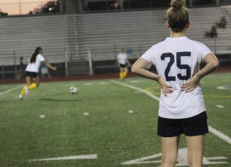 Girls JV soccer wins against Golden Gate