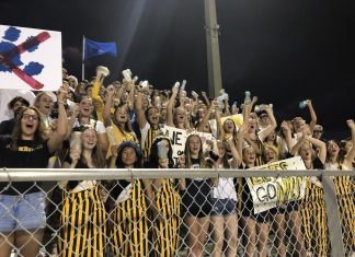 Senior Game Bibs: A colorful new tradition