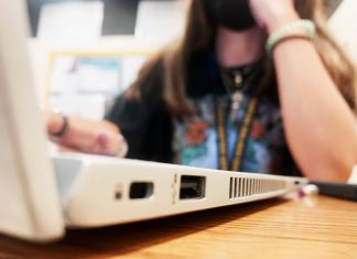 Top 8 ways for students to effectively manage their time