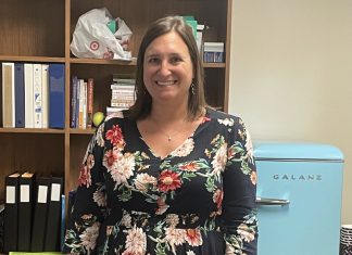 Kristen Gauly joins staff as former Head Counselor Thomas Seward leaves Naples High